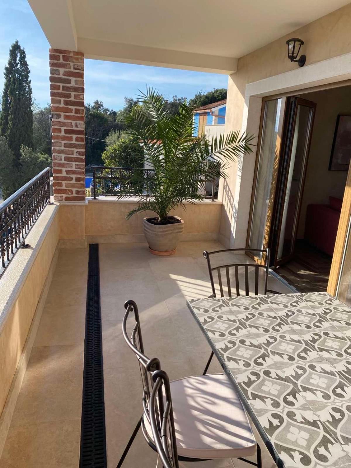 Apartments Sanja Pinezici  Exterior photo